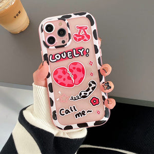 VILZSTUDIOS Stylish phone case with a heartbreak graphic