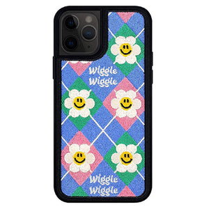VILZSTUDIOS Stylish embroidery phone case for protection