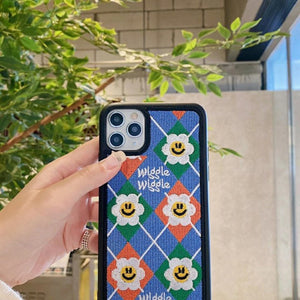 VILZSTUDIOS Stylish embroidery phone case for protection