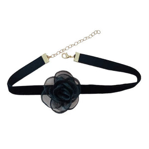 VILZSTUDIOS Velvet choker accessory from VILZSTUDIOS