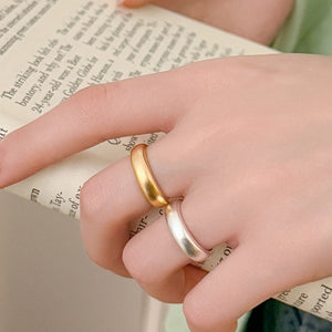 VILZSTUDIOS matte silver-tone band ring