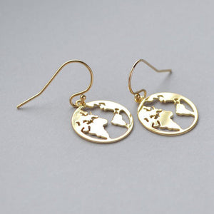 VILZSTUDIOS Stylish outline earrings for everyday wear