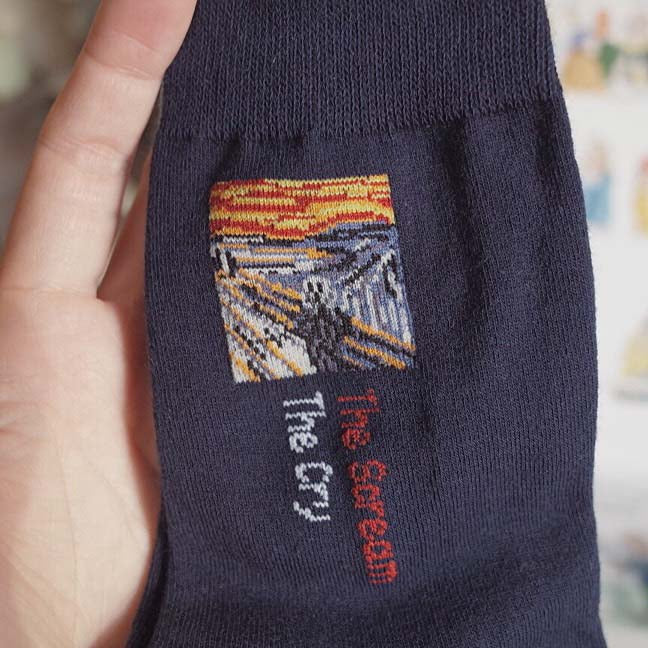 VILZSTUDIOS Fashionable socks with artistic design