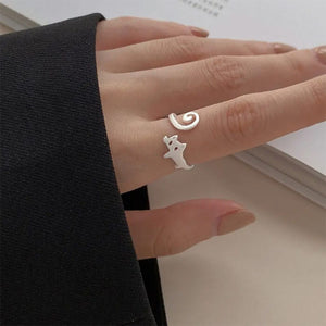 VILZSTUDIOS Adjustable cat ring with long tail design