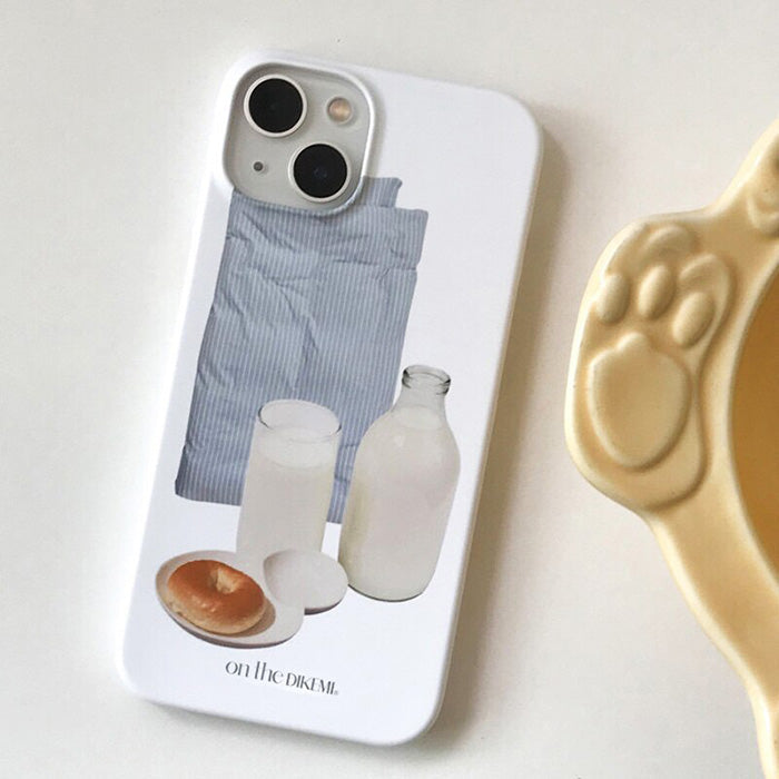VILZSTUDIOS Stylish iPhone case featuring playful dessert design