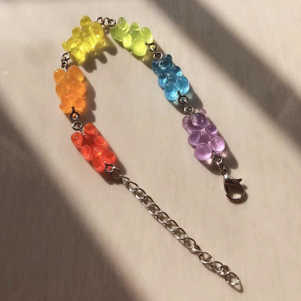 VILZSTUDIOS Trendy charm bracelet for stylish accessories