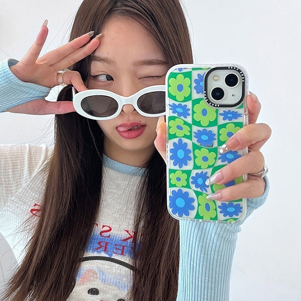 VILZSTUDIOS Stylish phone case with floral checker design