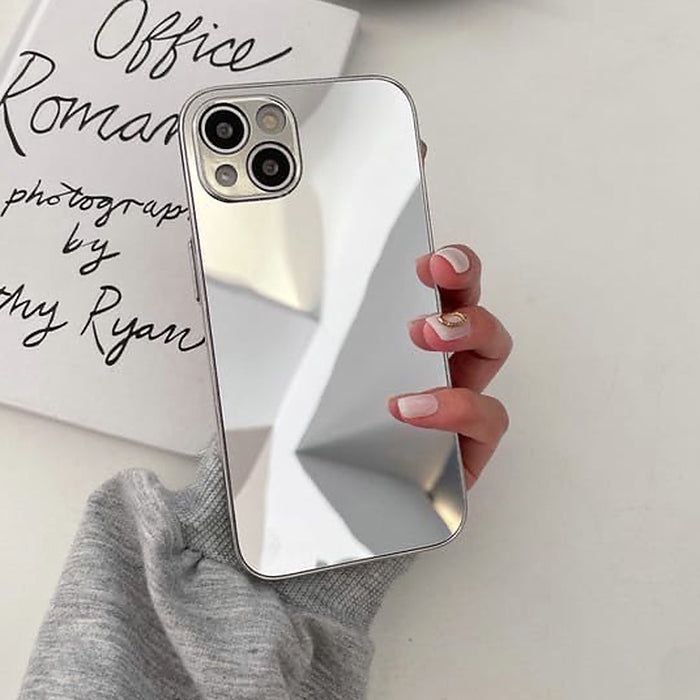 VILZSTUDIOS Stylish iPhone case with a reflective mirror finish