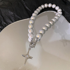 VILZSTUDIOS Reflective pearl choker necklace with rhinestones