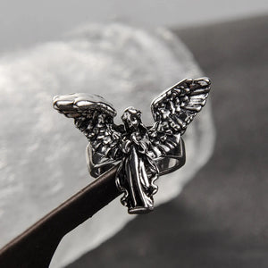 VILZSTUDIOS Adjustable ring with an angel design