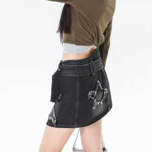 VILZSTUDIOS Stylish denim skirt with star patches and rivet belt