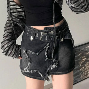 VILZSTUDIOS Stylish denim skirt with star patches and rivet belt