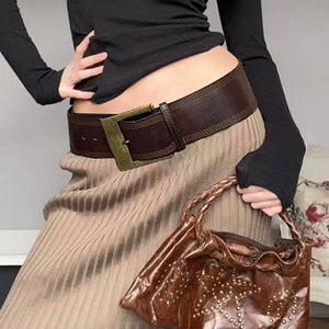 VILZSTUDIOS Faux leather belt with vintage charm