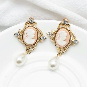 VILZSTUDIOS Fashionable cameo earrings for stylish accessories