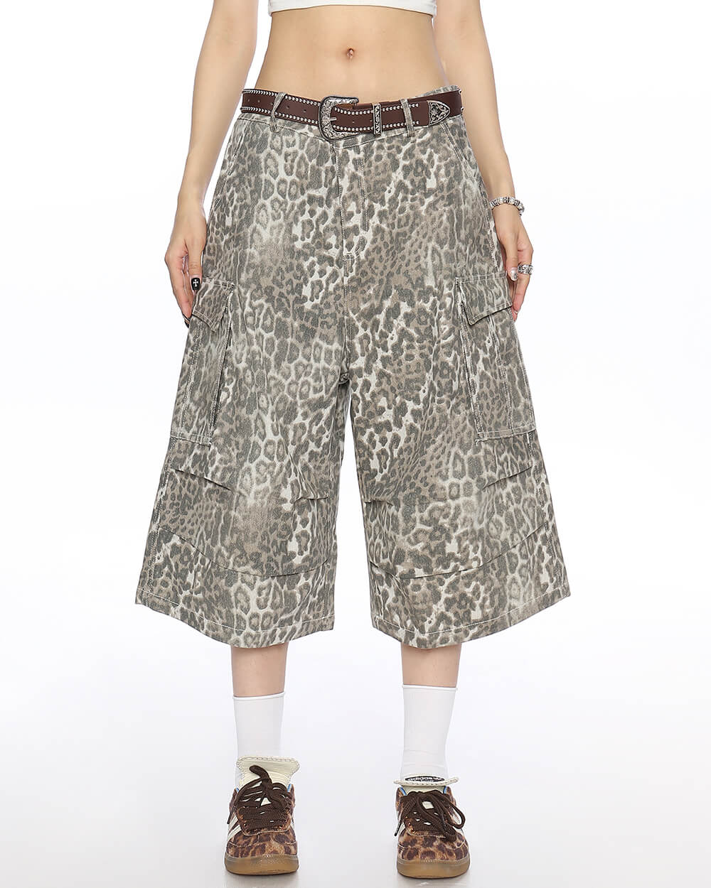 VILZSTUDIOS Leopard print cargo shorts for streetwear fashion