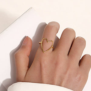 VILZSTUDIOS Adjustable heart ring accessory