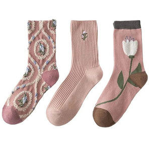 VILZSTUDIOS Soft pink floral socks for stylish comfort