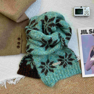 VILZSTUDIOS soft starburst knit scarf