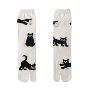 VILZSTUDIOS Black Cat design split toe tabi socks from VILZSTUDIOS