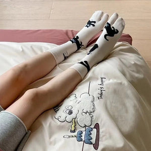 VILZSTUDIOS Black Cat design split toe tabi socks from VILZSTUDIOS