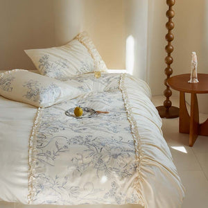 VILZSTUDIOS Ivory duvet cover set with blue-grey floral sketches and gathered ruffle trim