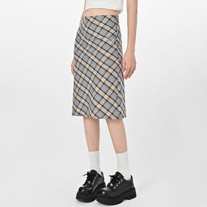 VILZSTUDIOS Fashionable midi skirt with plaid design