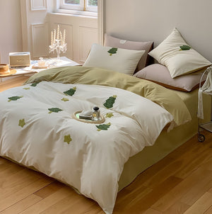 VILZSTUDIOS two-tone cotton duvet cover set with raised cartoon motifs and a neutral reverse