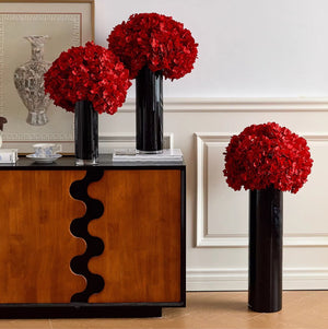 VILZSTUDIOS red hydrangea floral arrangement in black vase