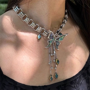 VILZSTUDIOS Butterfly choker accessory for fashion enthusiasts