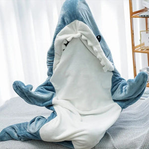 VILZSTUDIOS Cozy shark blanket for warmth and comfort
