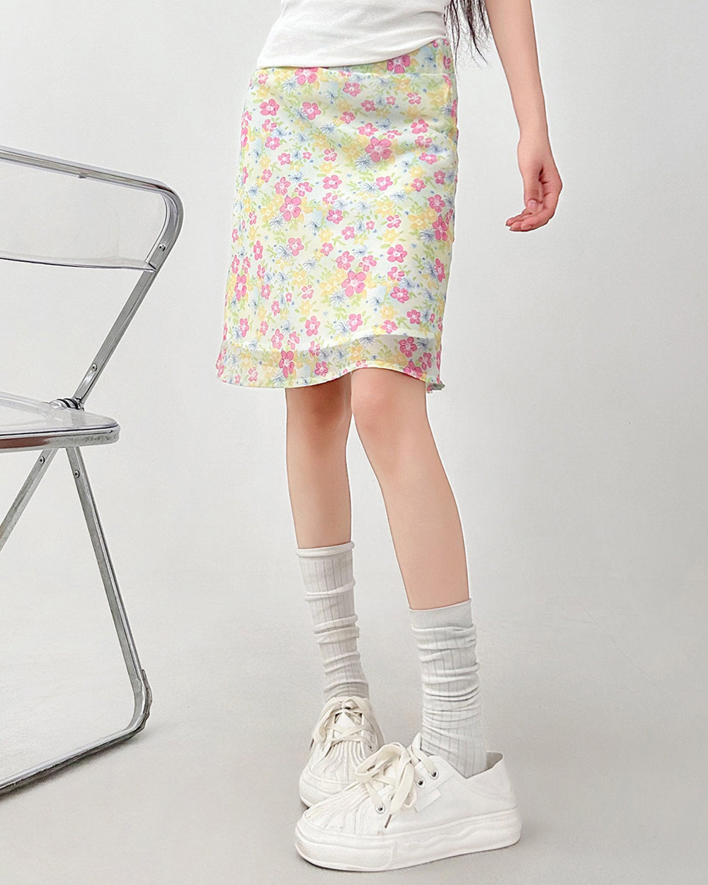 VILZSTUDIOS Whimsical sheer floral print skirt for stylish outfits