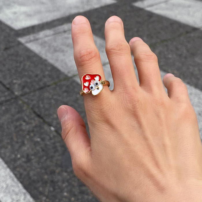 VILZSTUDIOS Whimsical spinning mushroom ring for anxiety relief