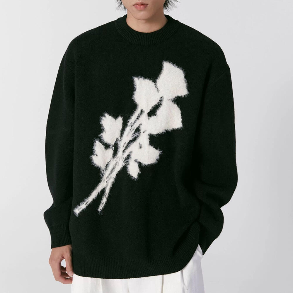 VILZSTUDIOS Oversized black sweater with floral graphic design