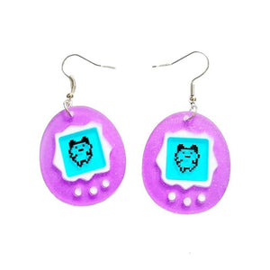 VILZSTUDIOS Tamagotchi-shaped earrings in acrylic material