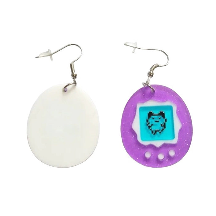 VILZSTUDIOS Tamagotchi-shaped earrings in acrylic material