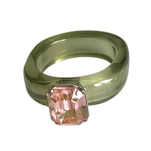 VILZSTUDIOS Chunky ring with rhinestones made of resin