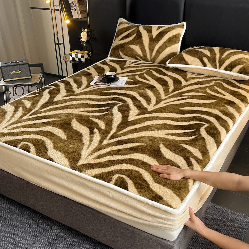 Zebra Stripe Plush Fitted Sheet