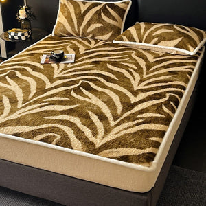 VILZSTUDIOS earth-toned zebra-stripe and mottled marble fleece fitted sheet with contrasting plush trim