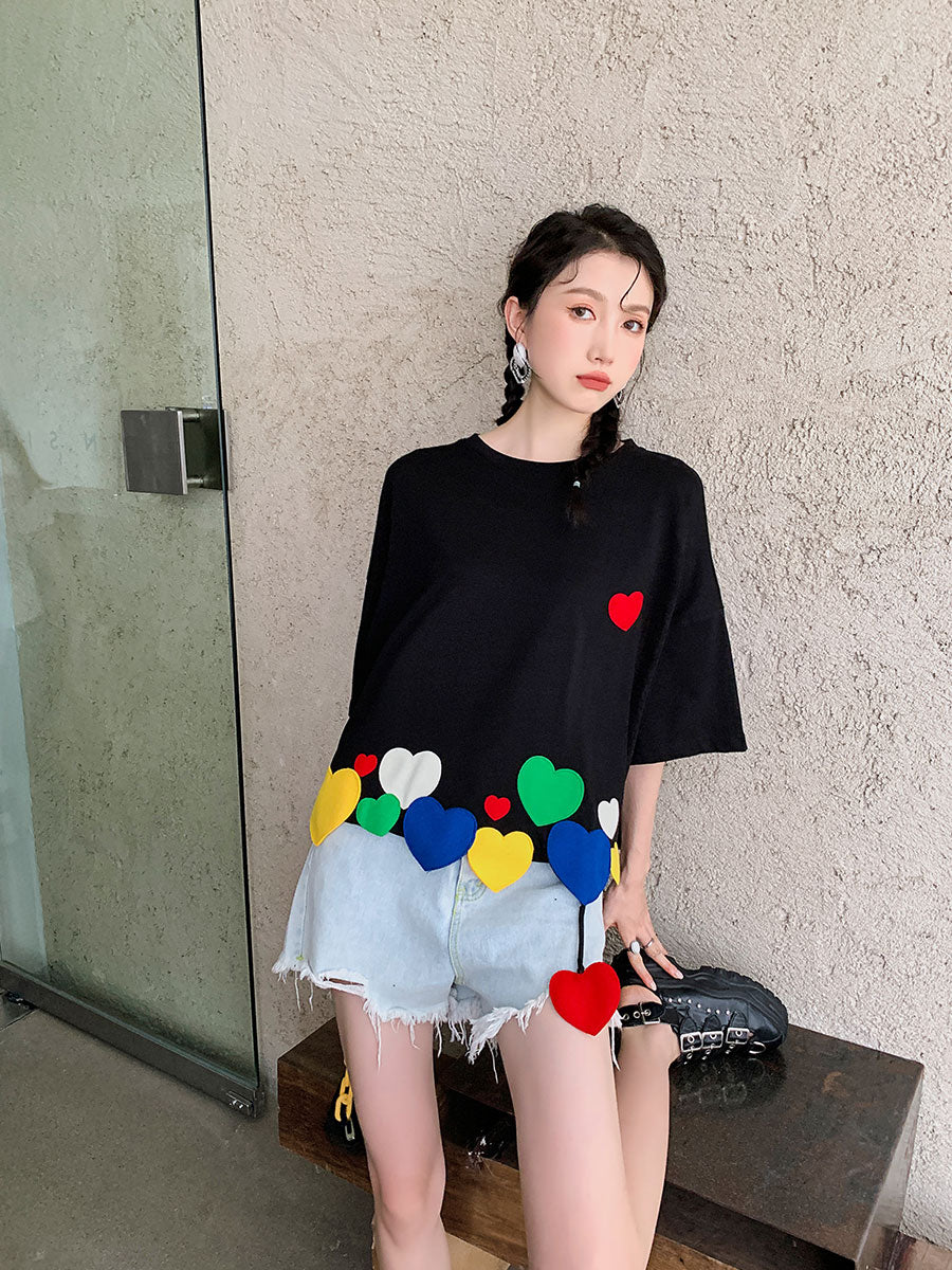 VILZSTUDIOS Colorful Heart Patch T-Shirt