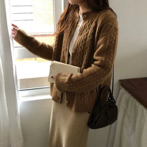 VILZSTUDIOS Loose Twist Knitted Cardigan