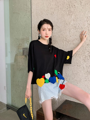 VILZSTUDIOS Colorful Heart Patch T-Shirt