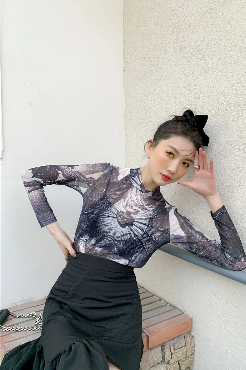 VILZSTUDIOS Chic Gothic Mesh Trend Top
