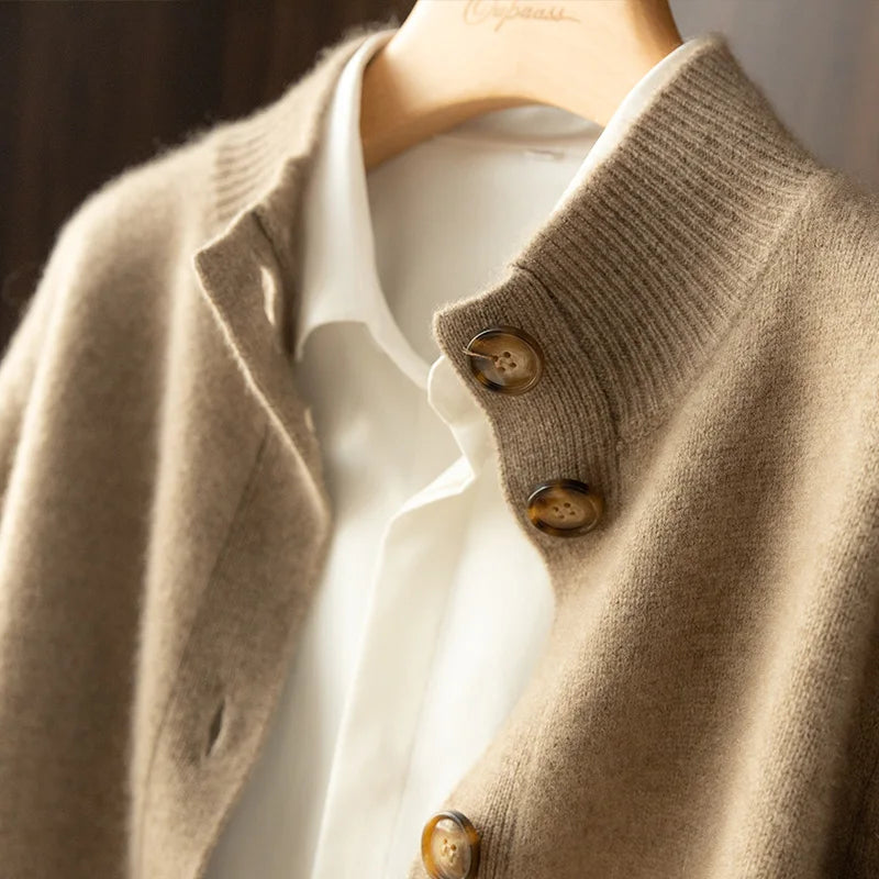 VILZSTUDIOS Half High Neck Warm Wool Cardigan