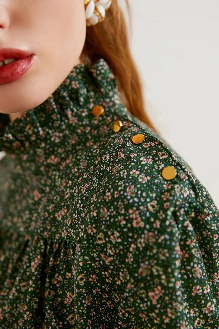 VILZSTUDIOS Luxurious Green Silk Turtleneck Blouse