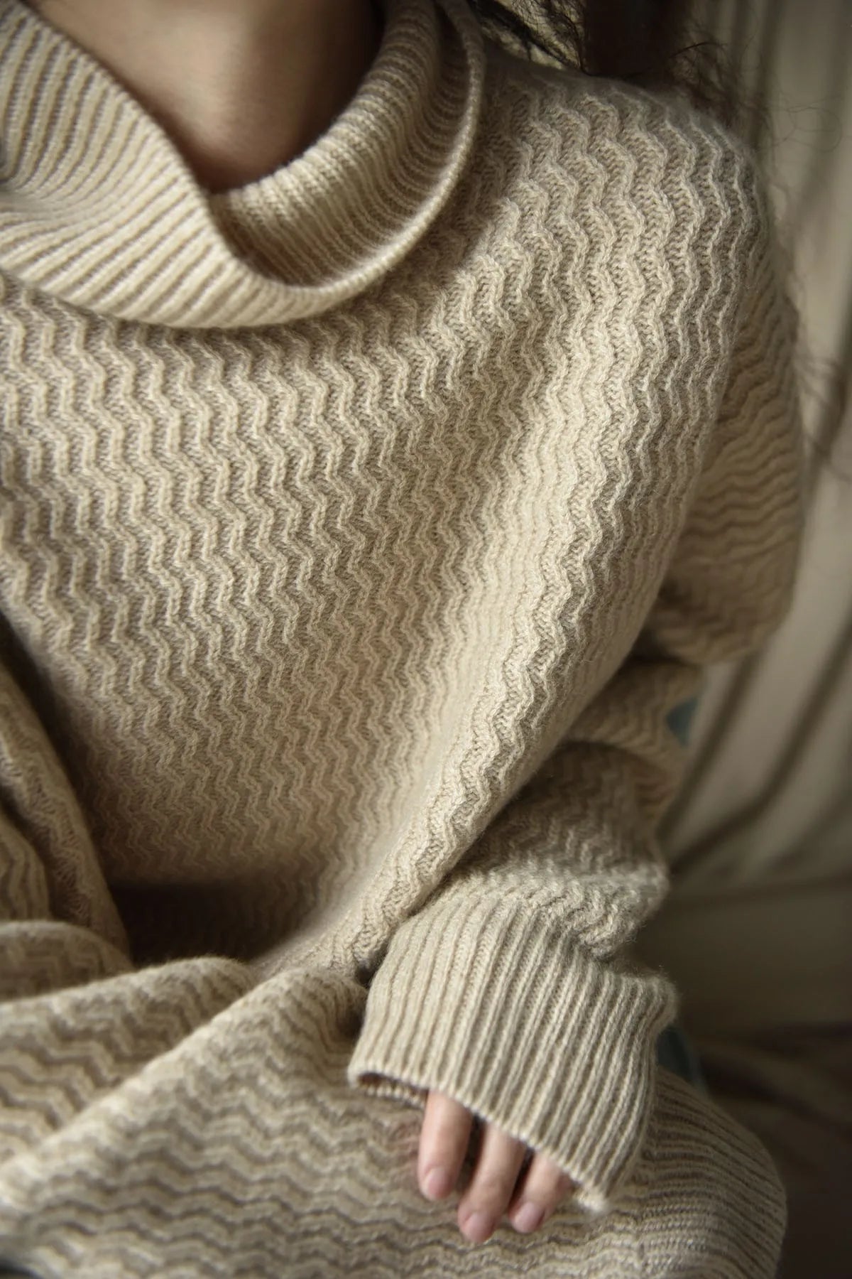 VILZSTUDIOS Loose Turtleneck Knitted Cashmere Sweater