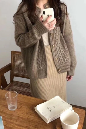 VILZSTUDIOS Loose Twist Knitted Cardigan