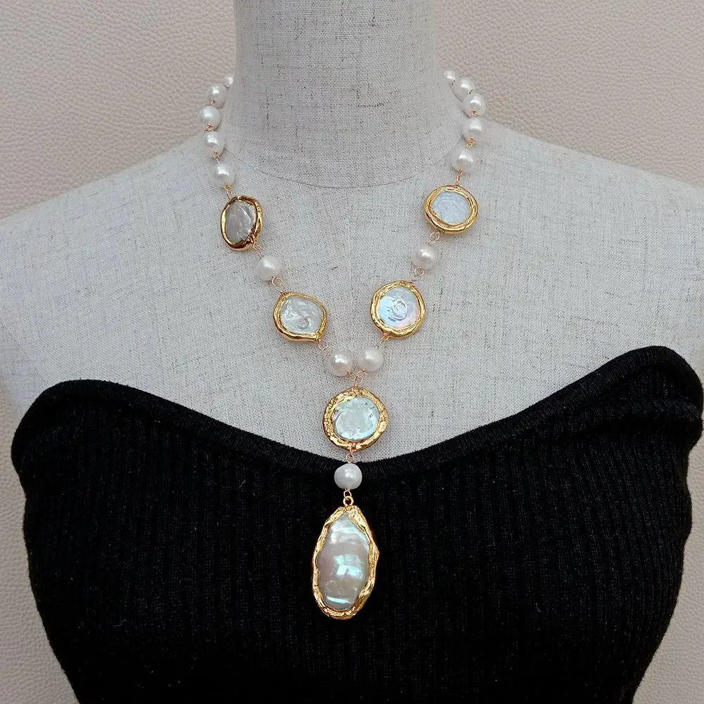 VILZSTUDIOS Natural White Round Coin Necklace
