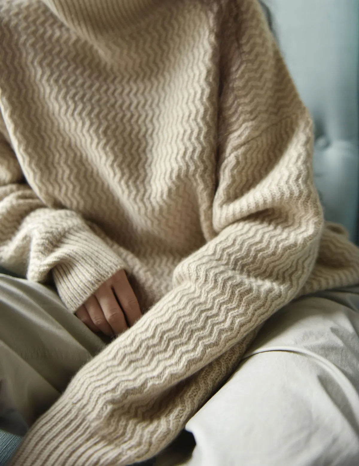 VILZSTUDIOS Loose Turtleneck Knitted Cashmere Sweater