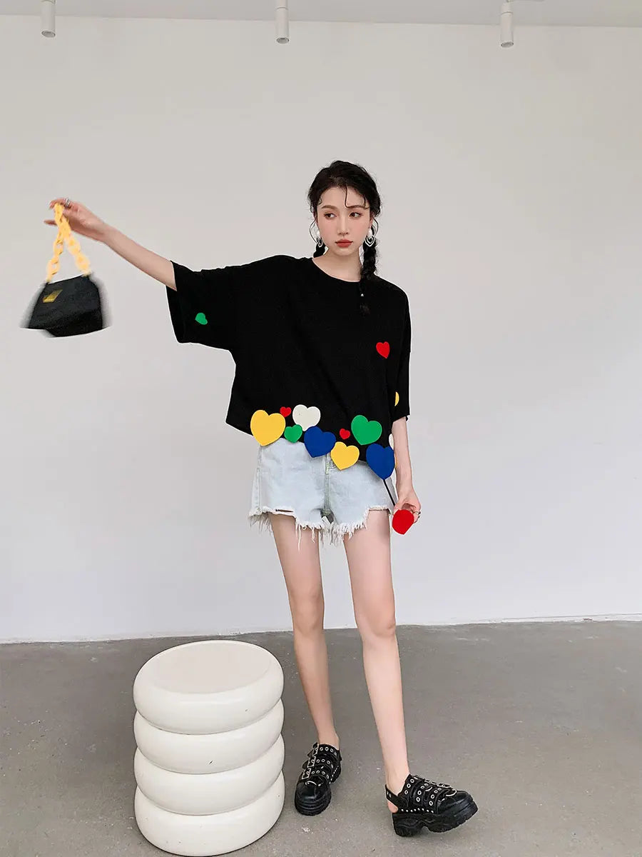 VILZSTUDIOS Colorful Heart Patch T-Shirt