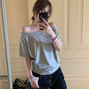 VILZSTUDIOS Basic Casual Off Shoulder T-Shirt
